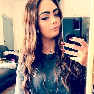 Meet your Posher, Karissa